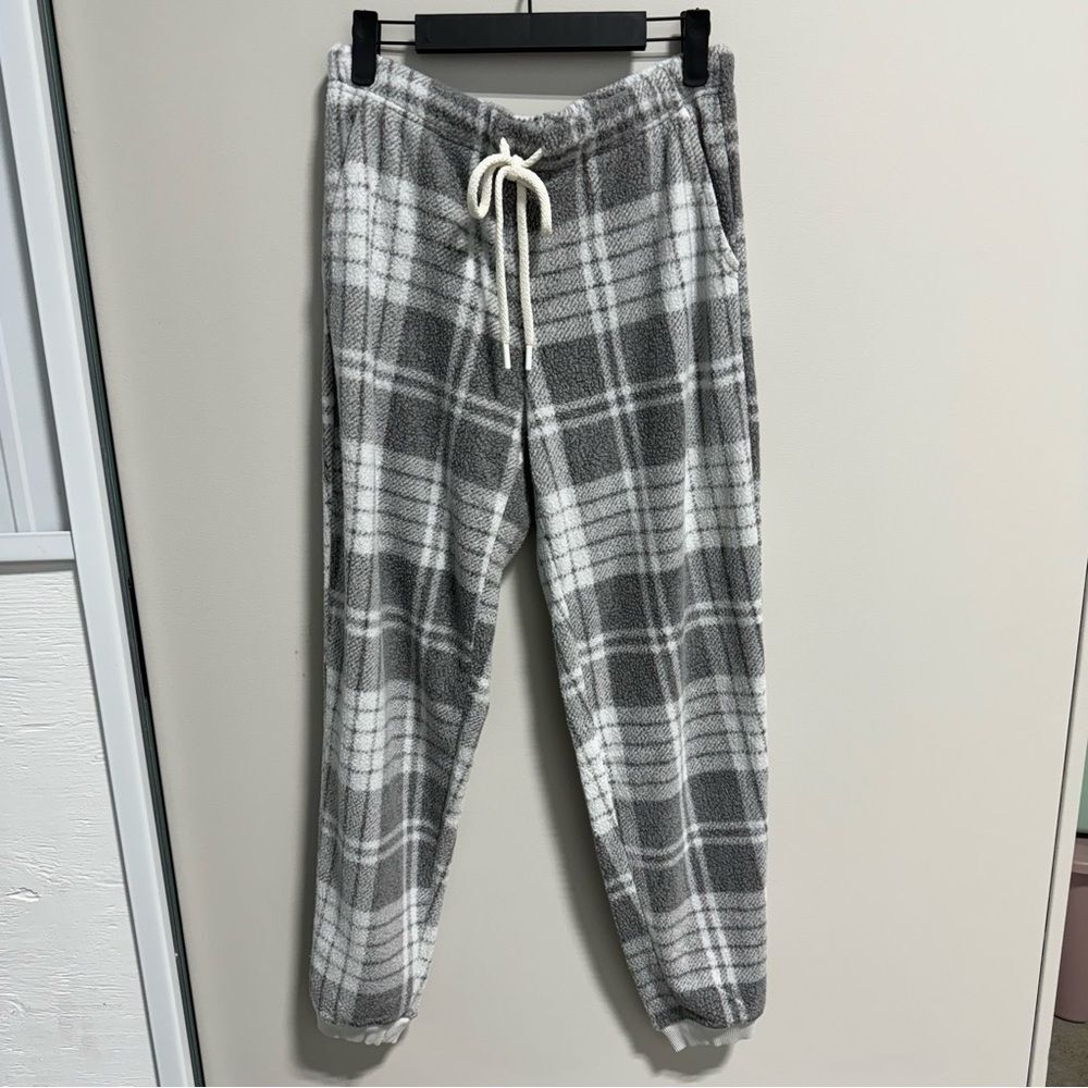 NWT Aerie Snowed-In Fleece Jogger Soft Muslin Size S